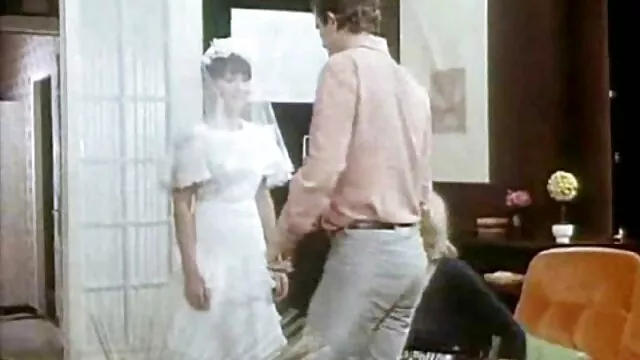 Tinh thể và Chrissy Marie phim sex my va nhat ban ăn mặc như kẻ trộm.